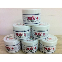 Dưỡng thể trắng da Tuyết Lan