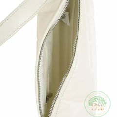 Túi dây kéo xéo màu trắng kem