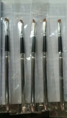 Cọ vẽ (tán bột) mày