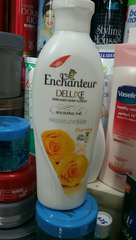 Sữa dưỡng thể trắng da enchanteur