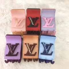 Gắp 5 càng,hột,xà cừ,kim tuyến,hoa văn, chữ 35k