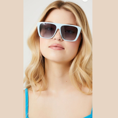 Kính mát F21 gọng xanh