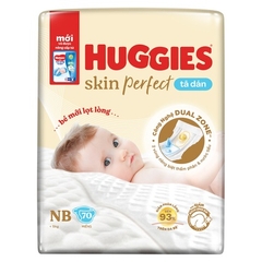 Tã dán Huggies Skin Perfect size NewBorn 70 miếng (dưới 5kg) NB70