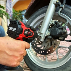 THÂN MÁY SIẾT ỐC PIN KYNTEC KT70 - 500