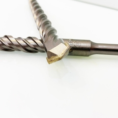 PHI Ø18 DÀI 260MM XUYÊN TƯỜNG ĐẦU DẸT MŨI KHOAN BÊ TÔNG SDS KYNKO MKBTXT-18260