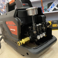 MÁY RỬA XE CHUYÊN DỤNG KYNKO KW03