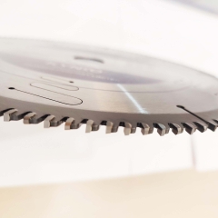 LƯỠI CẮT NHÔM 120 RĂNG Ø 300mm KYNKO MGG300120N