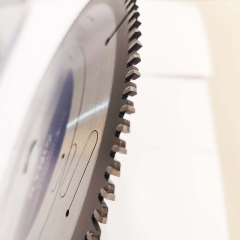 LƯỠI CẮT NHÔM 120 RĂNG Ø 300mm KYNKO MGG300120N