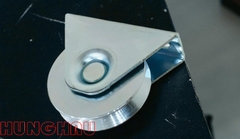 Bánh xe cửa cổng lùa ray V 80mm