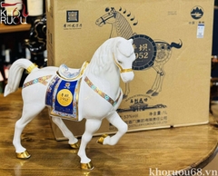 Rượu Linh Vật Ngựa - Bạch Mã 1952