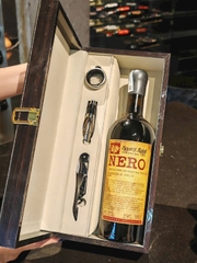 Hộp 1 chai vang Nero 19 độ