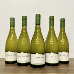Rượu vang Cloudy Bay Sauvignon Blanc