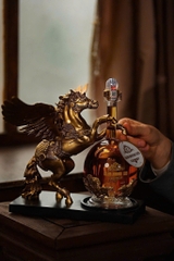 Rượu Linh Vật Ngựa Thần Pegasus (ngựa cánh).