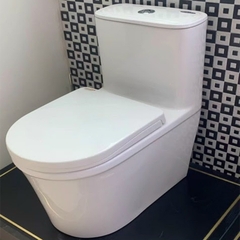 KA6026 - Bồn cầu liền khối trắng, men nano tuyết chống bám dính, nắp UF chông xước, bộ xả cao cấp, nước xả mạnh và êm.