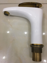 VÒI LAVABO ĐỒNG SƠN TĨNH ĐIỆN TRẮNG VÀNG