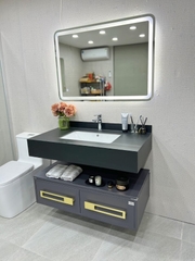 TC2369 - Tủ bàn đá cao cấp, đá nhân tạo chống xước, kết hợp chậu sứ âm, tủ dưới inox 304, vòi nóng lạnh, gương led cảm ứng