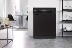 Máy rửa bát âm tủ cao cấp Sevilla SV-R16. Rửa được 14-16 bộ bát đĩa, sấy nóng PTC, khử trùng tia cực tím UV