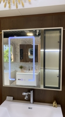 TC101 - Tủ chậu phòng tắm, đá thạch anh liền khối bo cạnh, gương led cảm biến cao cấp