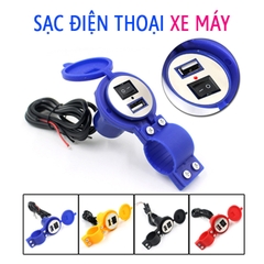 Sạc điện thoại trên xe máy