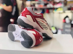 Giày Cầu lông Kumpoo KH-E13 - Phân phối chính hãng (màu trắng đỏ)