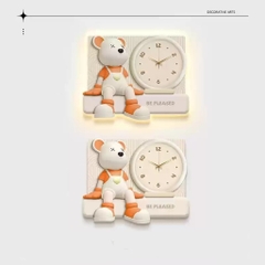 Đồng Hồ Treo Tường Gấu Bearbrick CL087