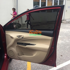 tấm che nắng theo xe Toyota Yaris 2019-2020