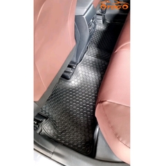 thảm cao su đúc cho toyota cross