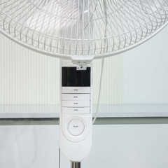 Quạt cây đứng Toshiba F-LSA20(W)VN 60W có remote