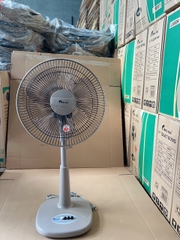 Quạt đứng lở Ching hai HS802