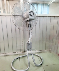 Quạt sàn chân rút Ching Hai FF2518   5 cánh nhựa  128W/220V