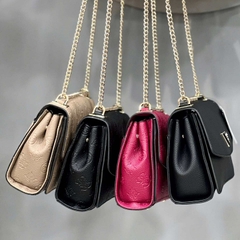 GUESS CRESIDIA XBODY flap