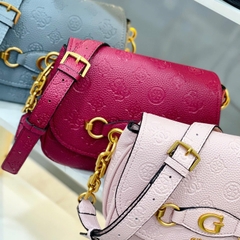 GUES5 IZZY PEONY FLAP logo