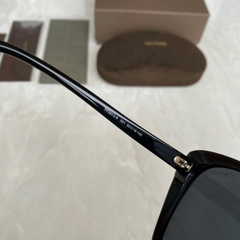 KÍNH T⭕️M FORD TF0937