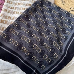 KHĂN GUE55 logo Xích Nhỏ