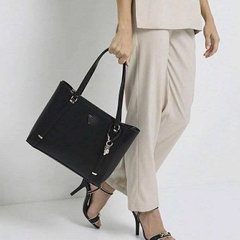 GUESS TOTE 2 MÀU
