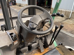 Xe nâng dầu cũ 3 tấn KOMATSU FD30T-16 Đời 2006 (Số Tự Động - Dịch Càng)