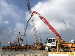 Cho thuê cẩu bánh xích 45 tấn khu vực Hà Tĩnh, Đà nẵng, Quảng Ngãi