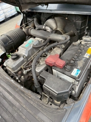 Xe nâng dầu 3 tấn TOYOTA 8FD30 số sàn, mâm xoay, dịch càng  nhập Nhật