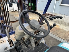 Xe nâng dầu cũ 2.5 tấn KOMATSU FD25C-12 số sàn động cơ 4D94E bộ dịch giá nâng cao 3m đời 1996 - 520189