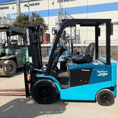 Xe nâng điện cũ ngồi lái 2.5 tấn SUMITOMO 51FB25PXII Đời 2014 (Chui Cont - Dịch Giá)