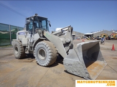 Bán xúc lật Nhật bãi Komatsu WA320-7 năm 2014