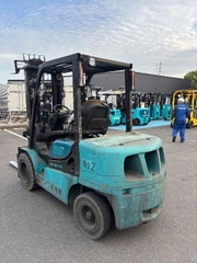 Xe nâng dầu 3.5 tấn Sumitomo 13FD35PAXI98D cũ Nhật bãi chui cont dịch giá đời 2012 - D3H-10519