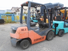 Xe nâng dầu cũ 2.5 tấn TOYOTA 50-8FD25 số sàn động cơ 2Z nâng cao 3m đời 2008 - 16011