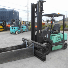 Xe nâng dầu cũ 2 tấn SUMITOMO 11-FD20PVIIHA số tự động bộ kẹp vuông nâng cao 4m đời 2005 - D2J-21026