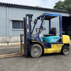 Xe nâng dầu cũ 2.5 tấn KOMATSU FD25C-12 số sàn động cơ 4D94E bộ dịch giá nâng cao 3m đời 1996 - 520189