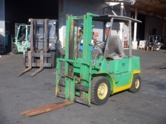 XE NÂNG DẦU MITSUBISHI FD25 F18A-59781  Hotline: 096.235.1368