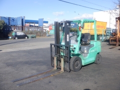 XE NÂNG DẦU MITSUBISHI FD25T F18C-70743  LH:096.235.1368