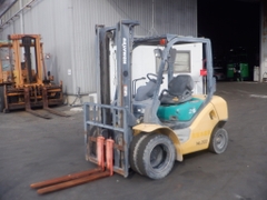 XE NÂNG DẦU KOMATSU FD25T-15 LH:096.235.1368