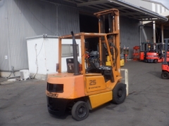 XE NÂNG DẦU SUMITOMO 11FD25PVIHA  D2G-00748  LH:096.235.1368