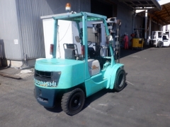 XE NÂNG DẦU MITSUBISHI FD30 F14C-33048